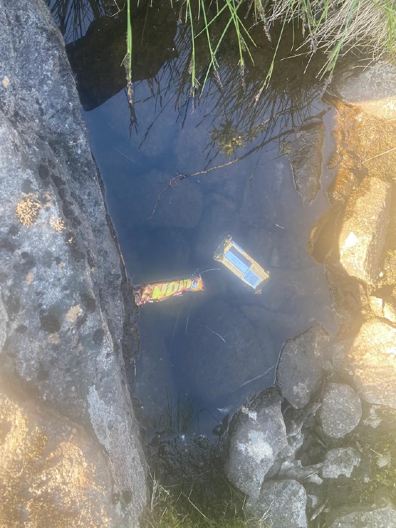 Schokoriegel im Wasser