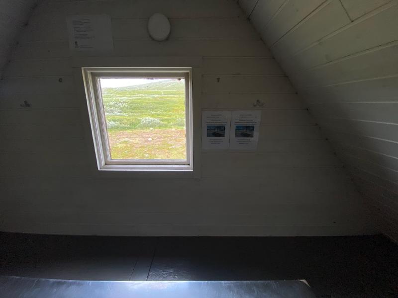 Schild in Hütte für Bootstransfer in Kvikkjokk